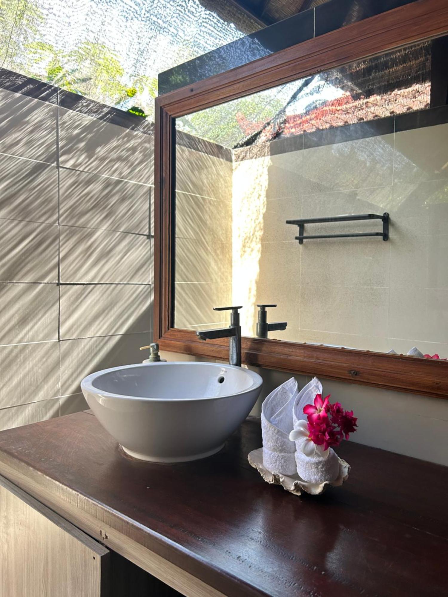 Island Cabanas Formerly Taman Sari Villa Lembongan Dış mekan fotoğraf